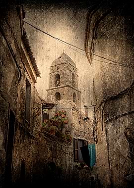 Rainy Italian Alleyway Caserta Vecchia