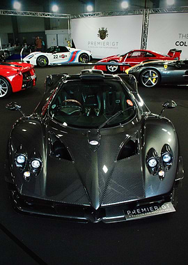 stunning carbon pagani zonda