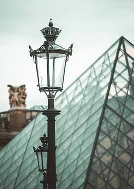 Louvre Lamp