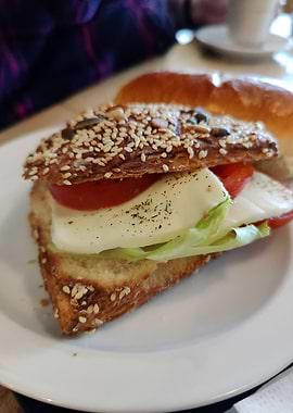 Sesame Seed Sandwich