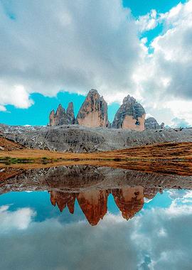 Tre Cimes Reflection on lake | Dolomites