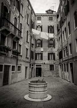 Venetian Courtyard