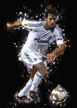 Raul Gonzalez in Action