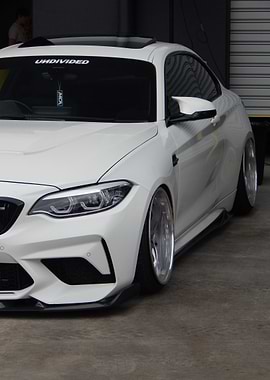 White BMW M2