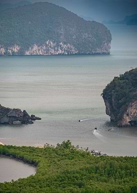 Island Bay with Boats