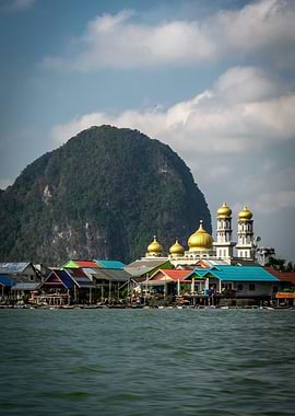Mosque by the Sea