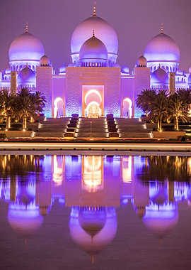 Sheikh Zayed Grand Mosque at Night