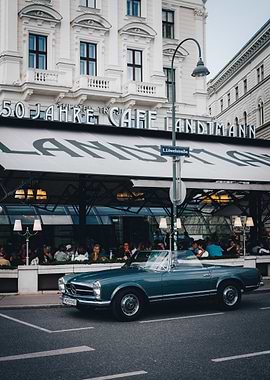 Classic Car at Cafe Landtmann