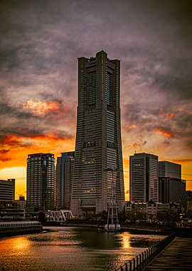 Yokohama Landmark Tower Sunset