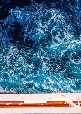 Ocean Waves from a Ship