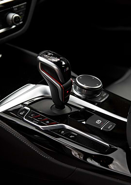 BMW M5 Gearshift & Controls