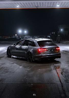 Audi RS6 Avant in Snow