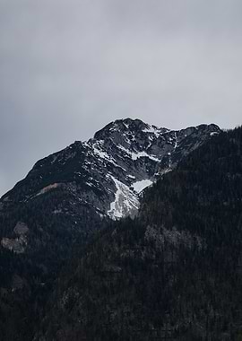 Snowy Mountain Peak | Hallstatt, Austria
