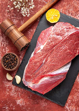 Raw Meat with Spices and Lemon