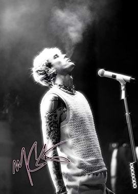 Machine Gun Kelly in Concert