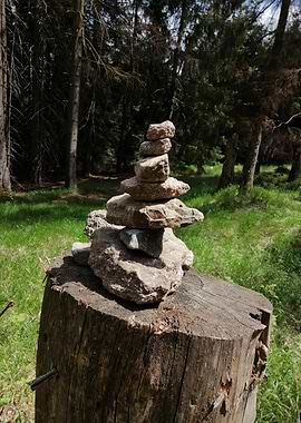 CAIRN, ROCK BALANCING, STACKED STONES