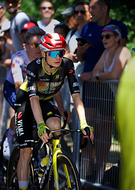 Cyclist in Action: Visma Team Rider