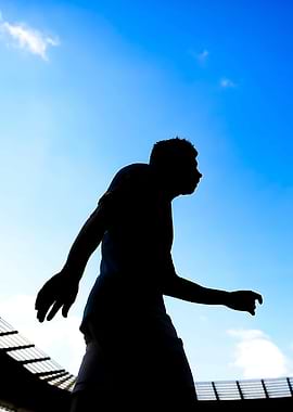 Silhouette of a Kevin De Bruyne