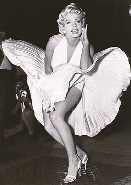 Marilyn Monroe iconic dress blowing photo