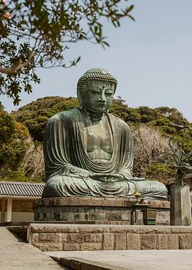 Great Buddha of Kamakura Statue