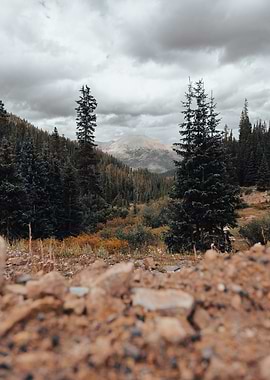 Loveland pass mountain view.