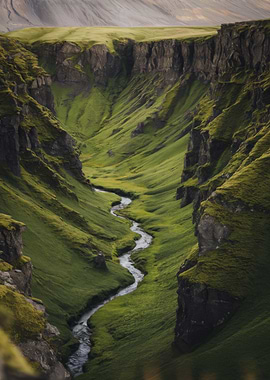 Green Canyon with River