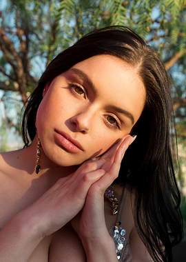 Portrait of a woman with hands