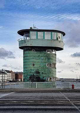 Unique Tower Structure in Urban Setting