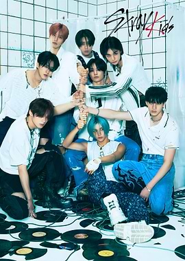 Stray Kids Group Photo