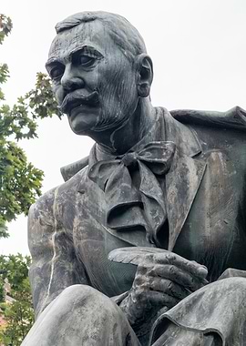 Statue of Pavol Országh Hviezdoslav