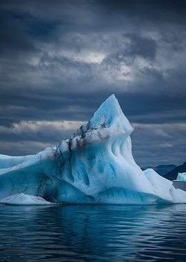 Iceberg in Cold Waters
