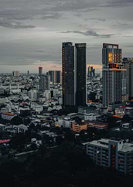Cityscape at Dusk with Tall Buildings