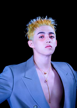 Stylish Portrait of a Man in Blazer