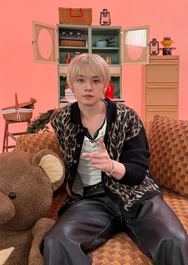 Man in Leopard Print Cardigan stay kids