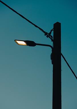 Réverbère au crépuscule