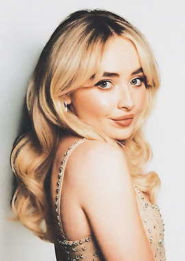 Sabrina Carpenter portrait