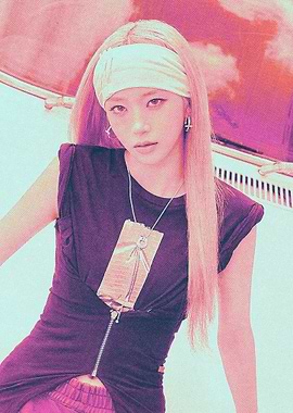 Sumin STAYC 'I WANT IT'