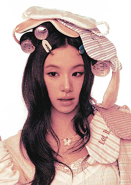 Chaeyoung TWICE “TEN: The Story Goes On”