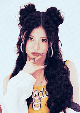 Asa BABYMONSTER 'HOT SAUCE'