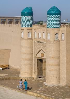 Khiva, Uzbekistan: Ancient City Gate