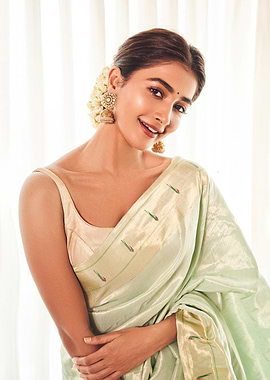 pooja hegde saree in Traditional Indian Saree