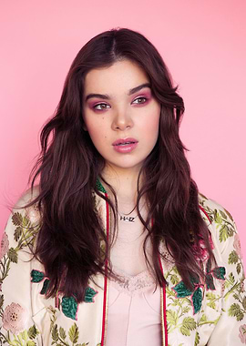 Hailee Steinfeld portrait with pink background