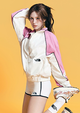 jeon somi The North Face Outfit