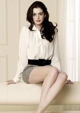 Anne Hathaway Portrait