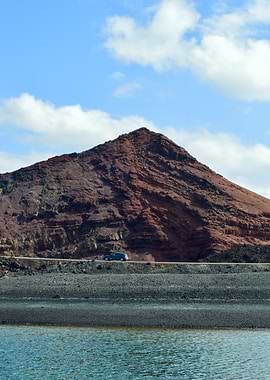 Passing the Red Volcano – Lanzarote