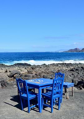 A Table Facing the Sea – Lanzarote