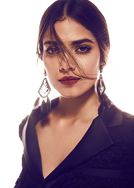 malavika mohanan malayalam