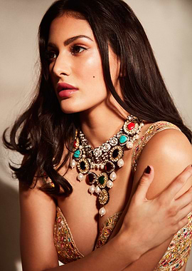 amyra dastur with Statement Necklace Portrait