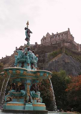Edinburgh Castle and Ross Fountain