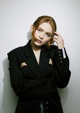 Sadie Sink in Black Blazer